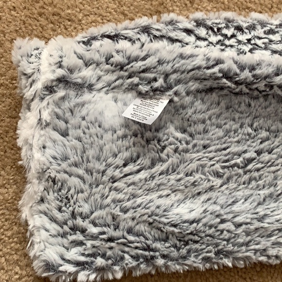 Women’s infinity scarf - Picture 4 of 5